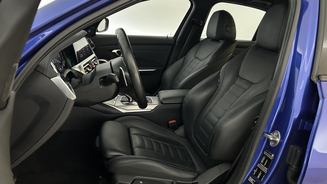 BMW 330 2019