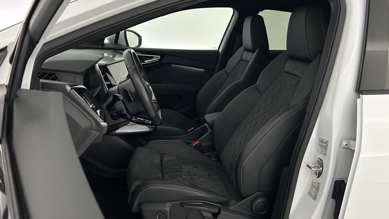 Audi Q4 e-tron 2023