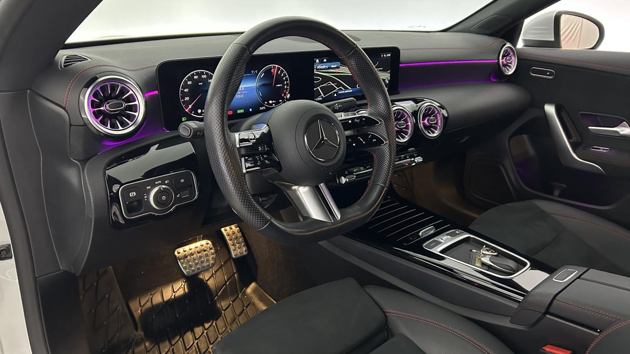 Mercedes-Benz CLA 2024