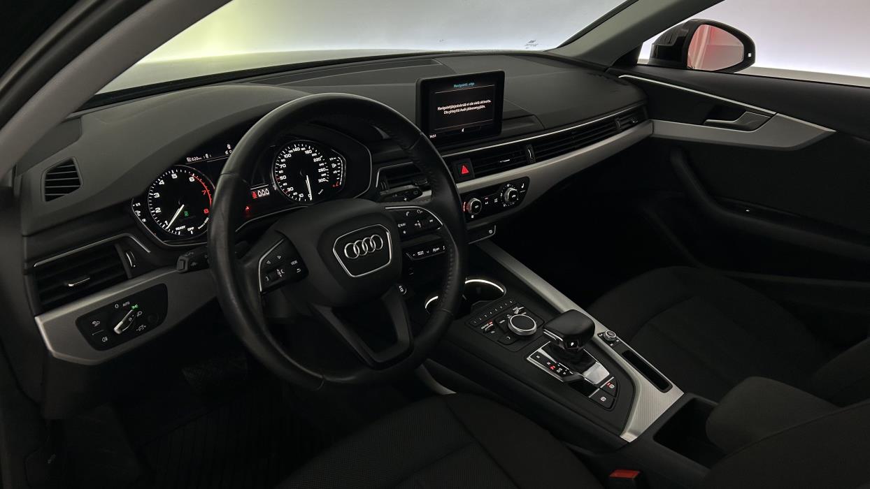 Audi A4 2019