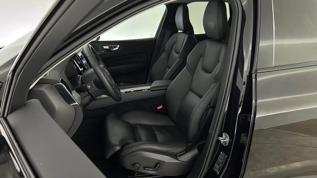 Volvo XC60 2023