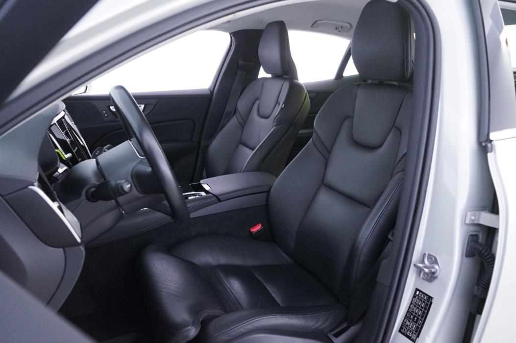 Volvo S60 2022