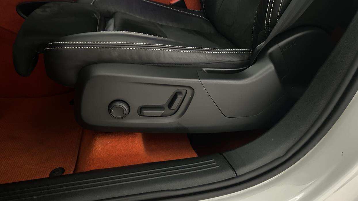 Volvo XC40 2021