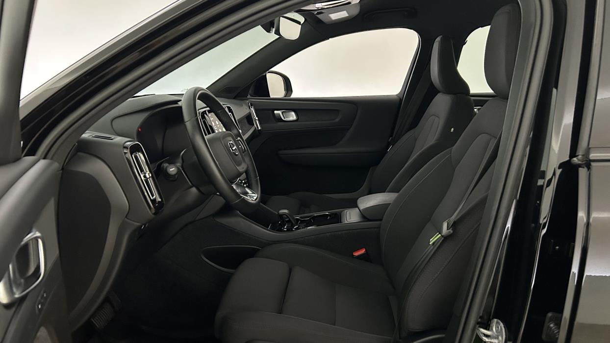 Volvo XC40 2023