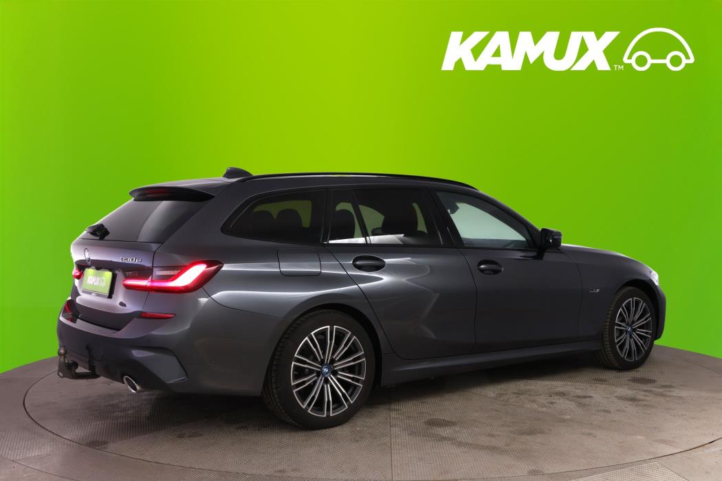 BMW 330 2022