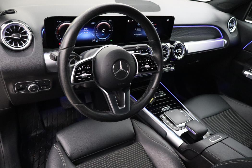 Mercedes-Benz EQB 2023