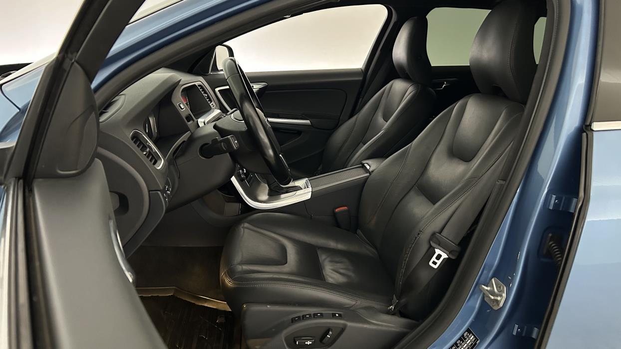 Volvo V60 2014