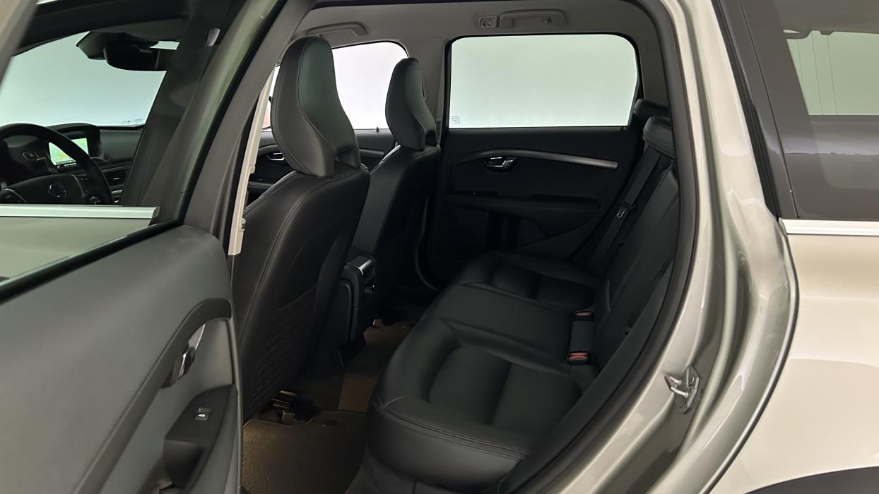 Volvo XC70 2016