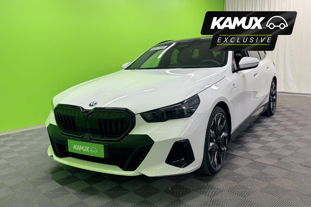 BMW 550 2025