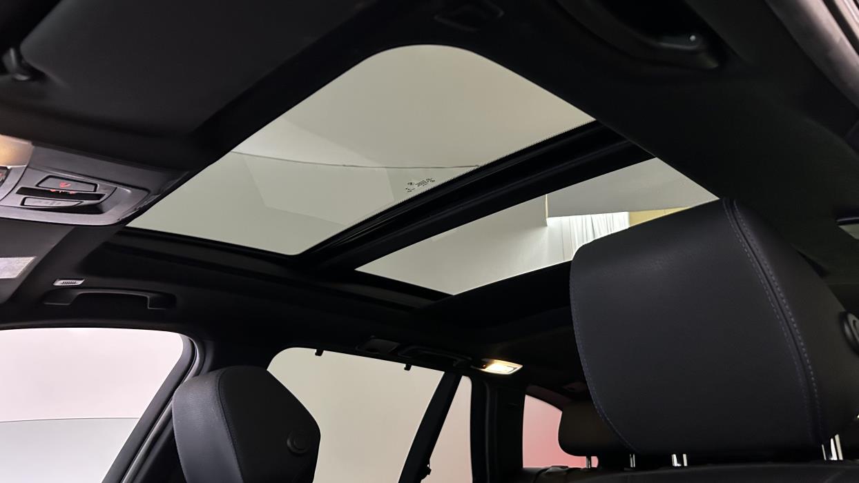 BMW 320 2019