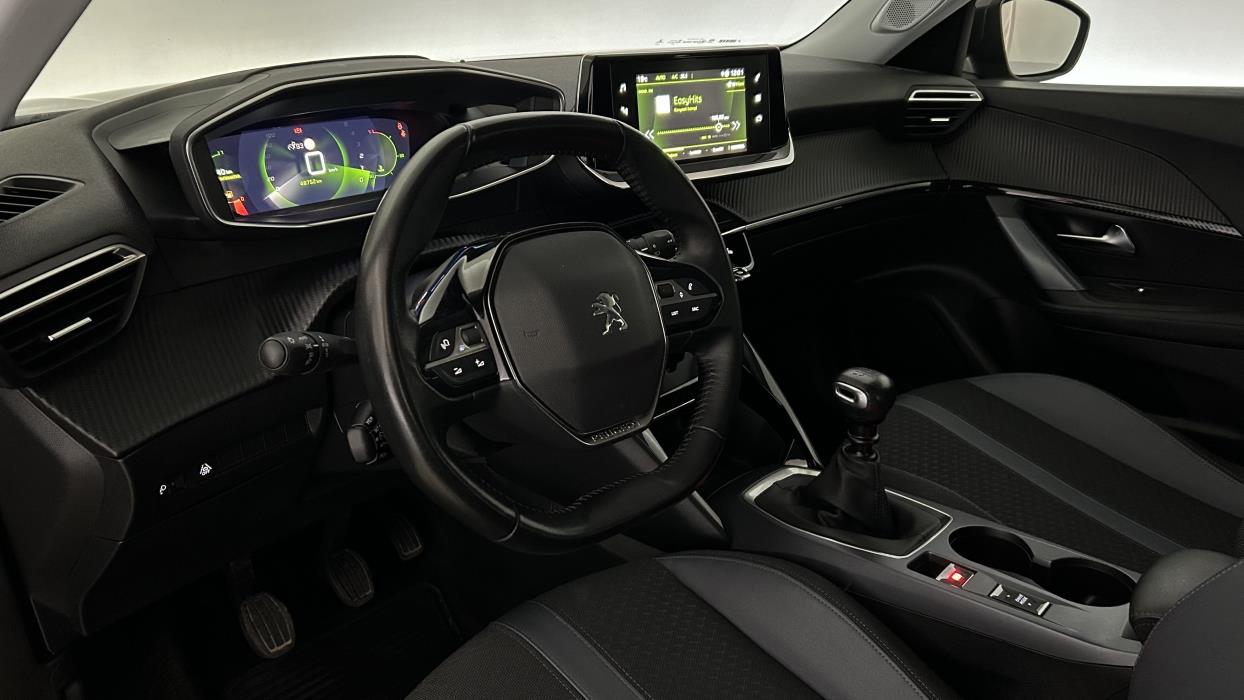 Peugeot 2008 2021