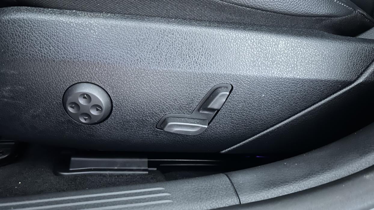 Mercedes-Benz C 2024