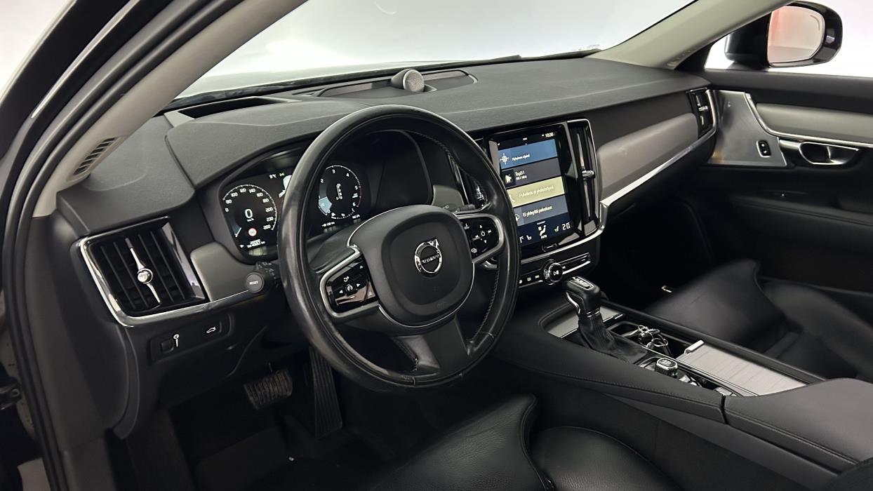 Volvo V90 Cross Country 2017