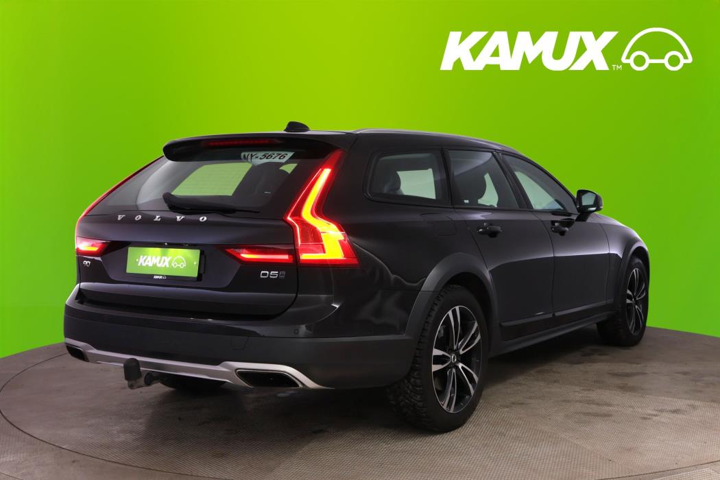 Volvo V90 Cross Country 2017