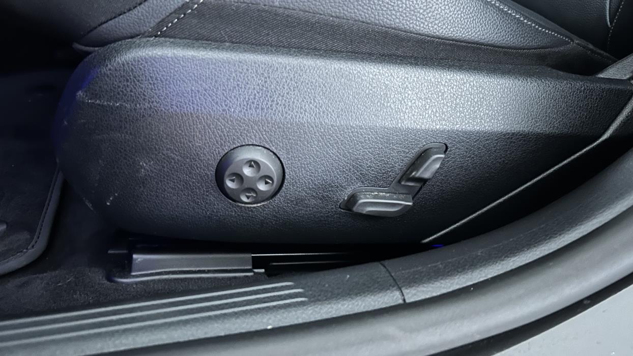 Mercedes-Benz C 2023