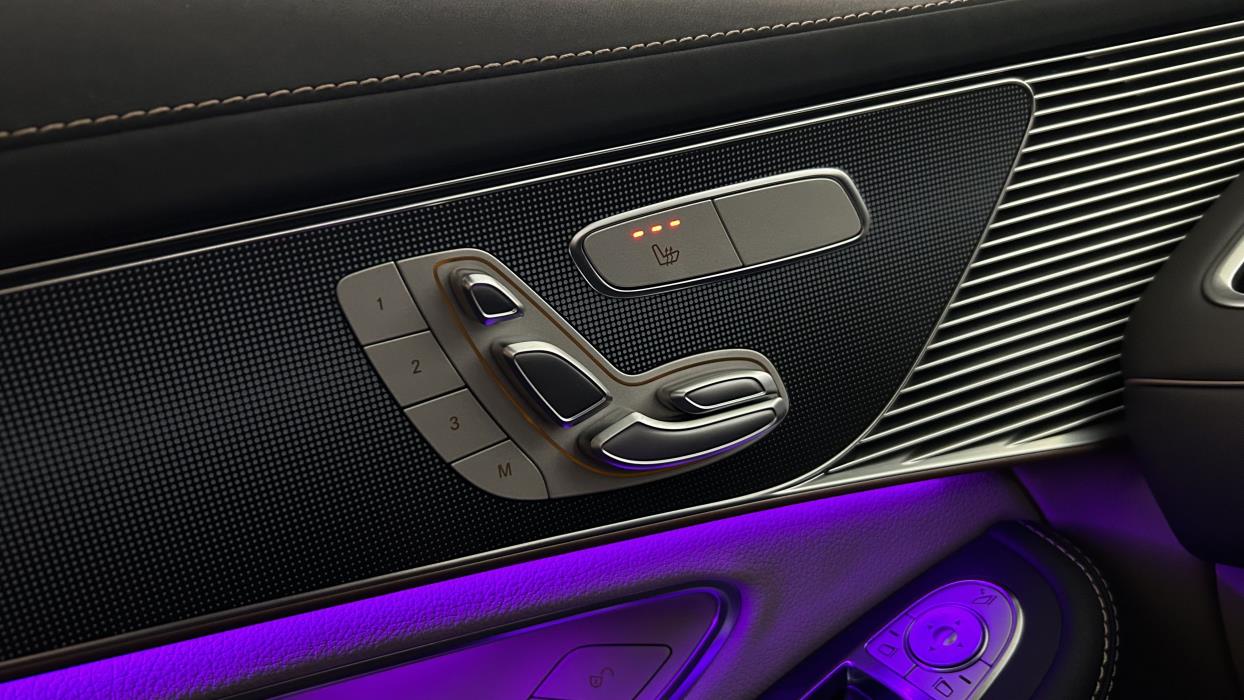 Mercedes-Benz EQC 2023