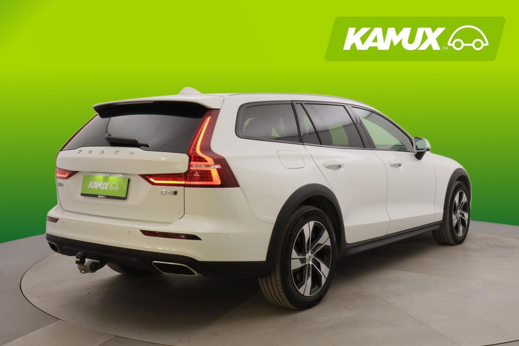 Volvo V60 Cross Country 2020