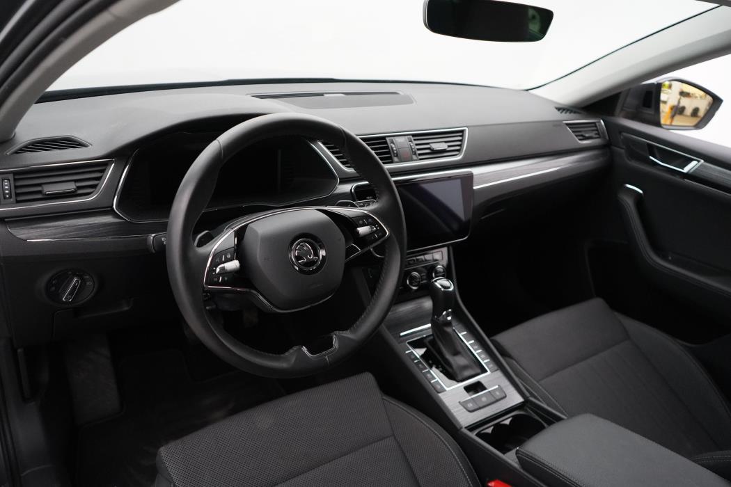 Skoda Superb 2023