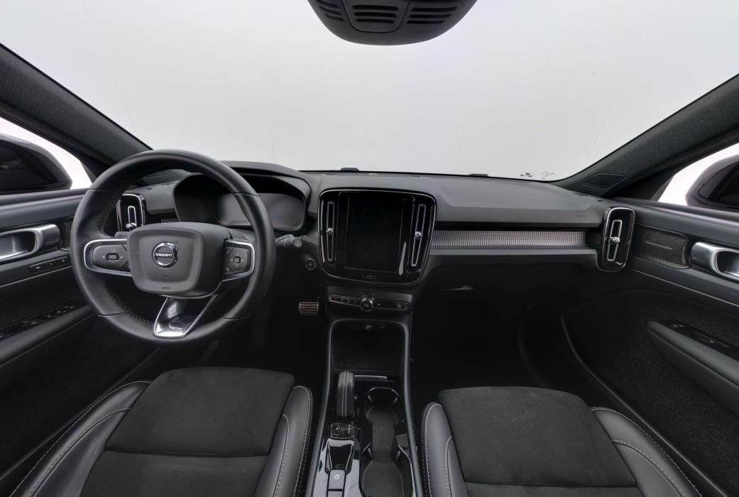 Volvo XC40 2022