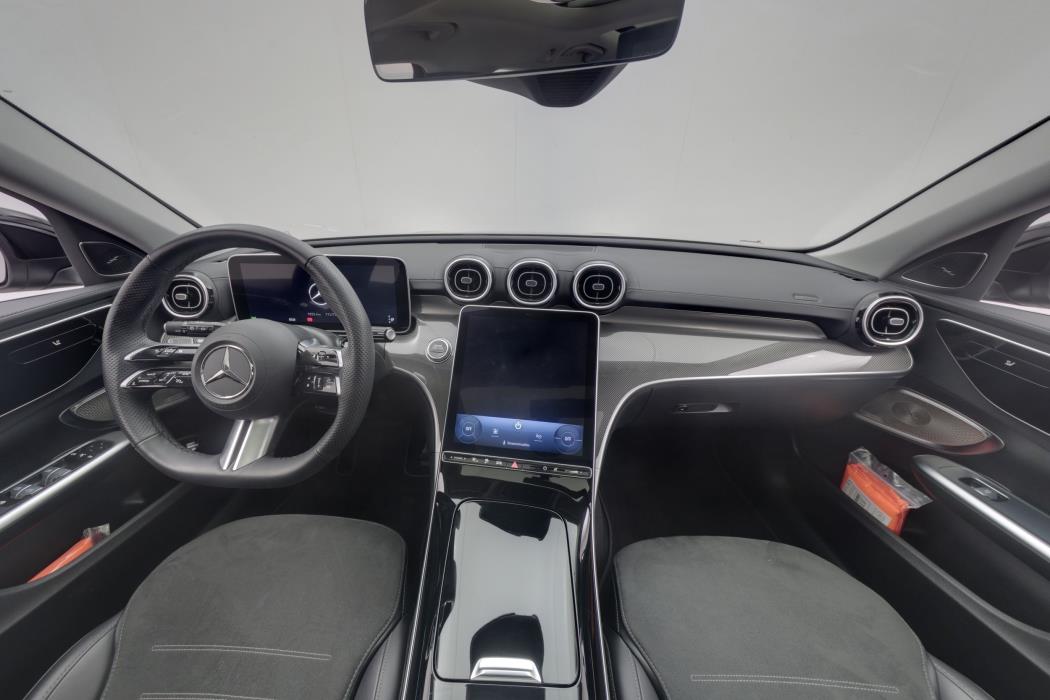 Mercedes-Benz C 2023