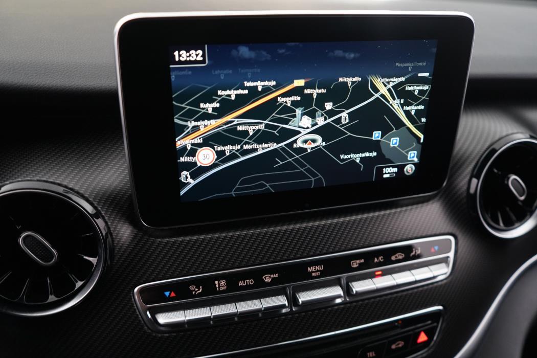 Mercedes-Benz V 2020