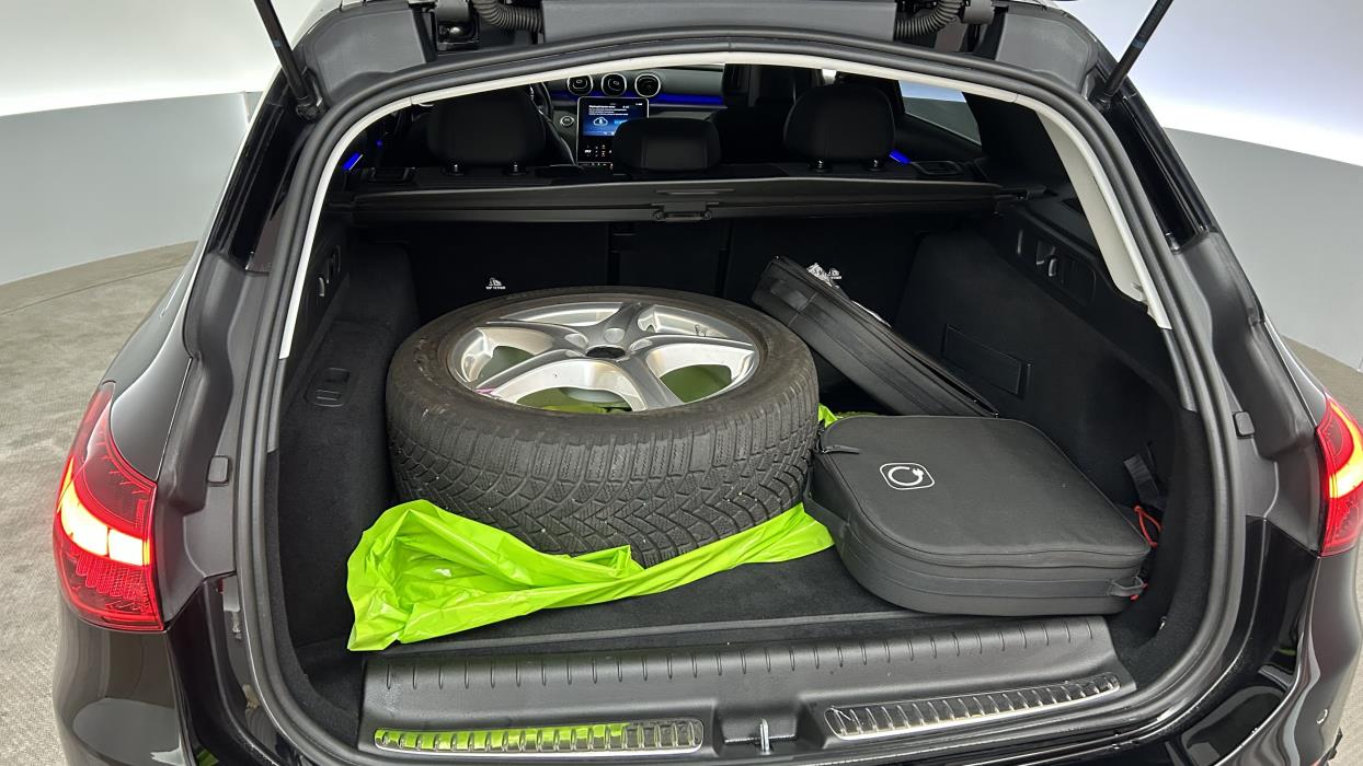 Mercedes-Benz C 2023