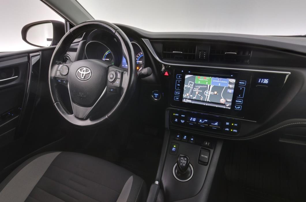 Toyota Auris 2016