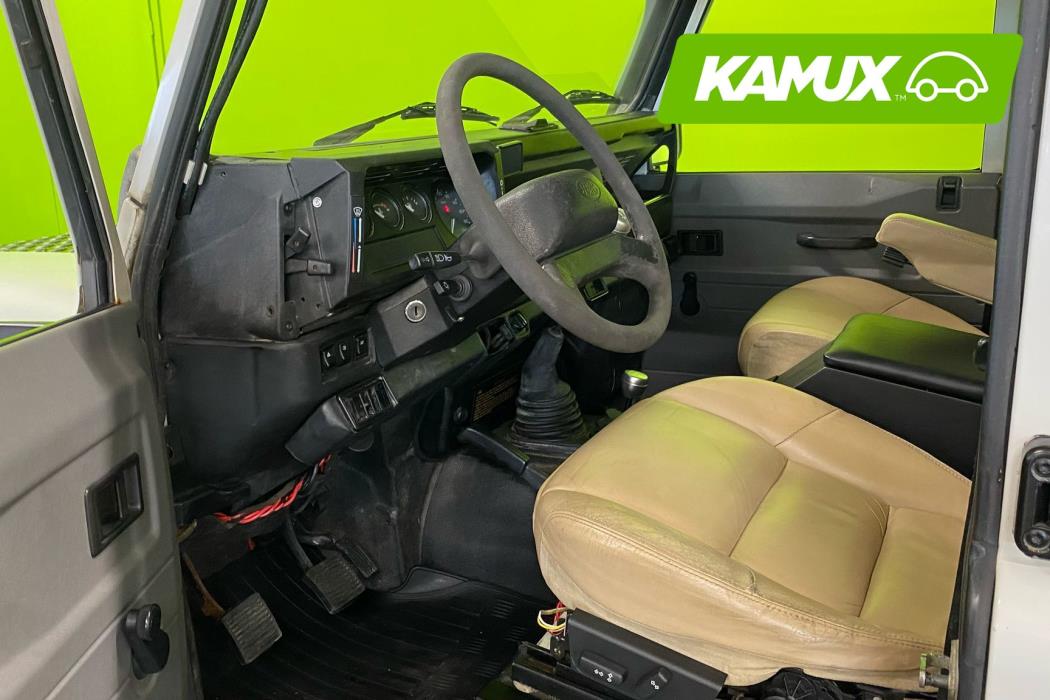 Land Rover Defender 2001