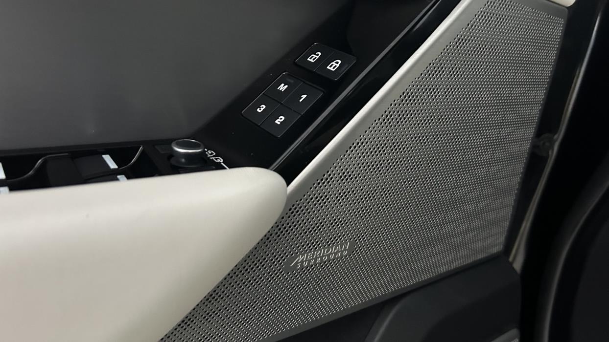 Land Rover Range Rover Velar 2021