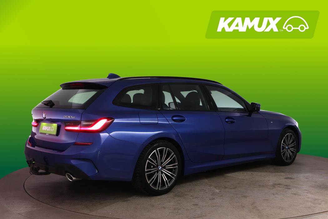 BMW 330 2021