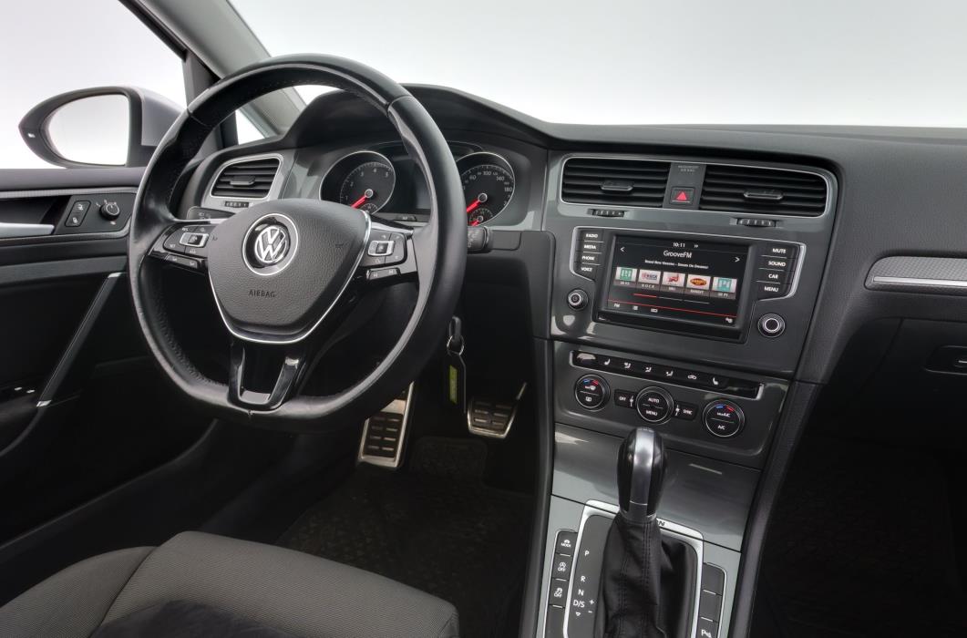 Volkswagen Golf 2016