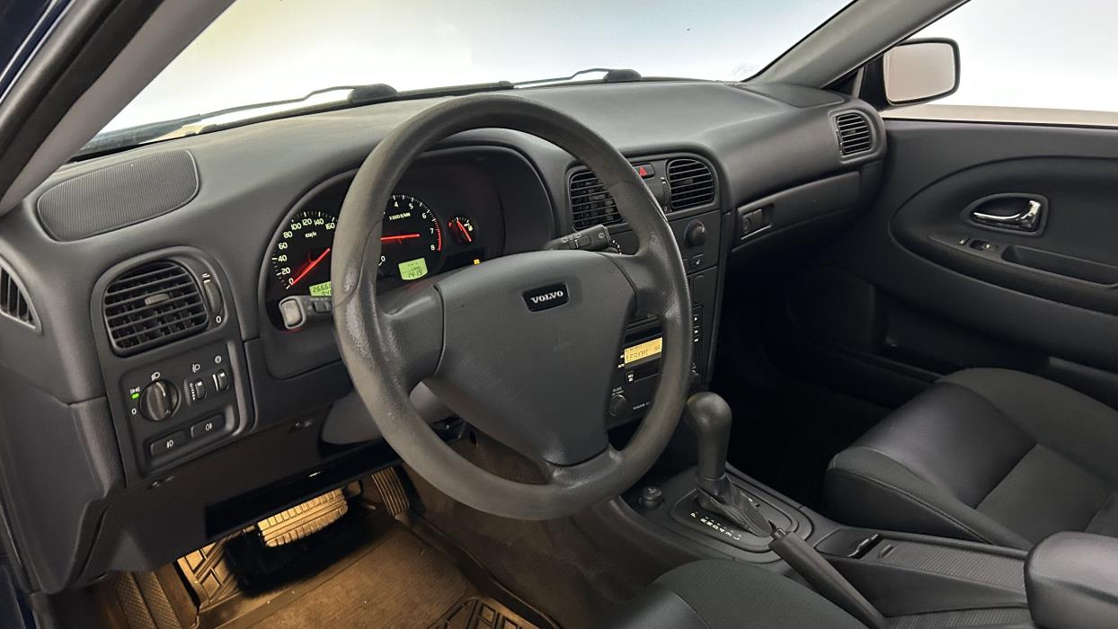 Volvo V40 2002
