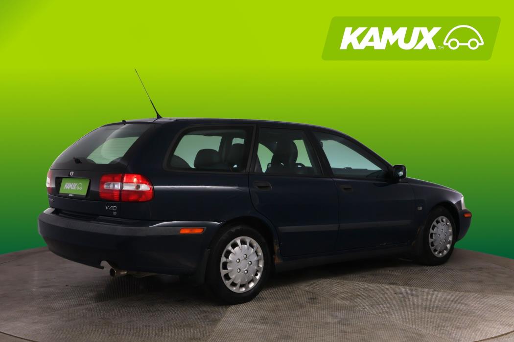 Volvo V40 2002