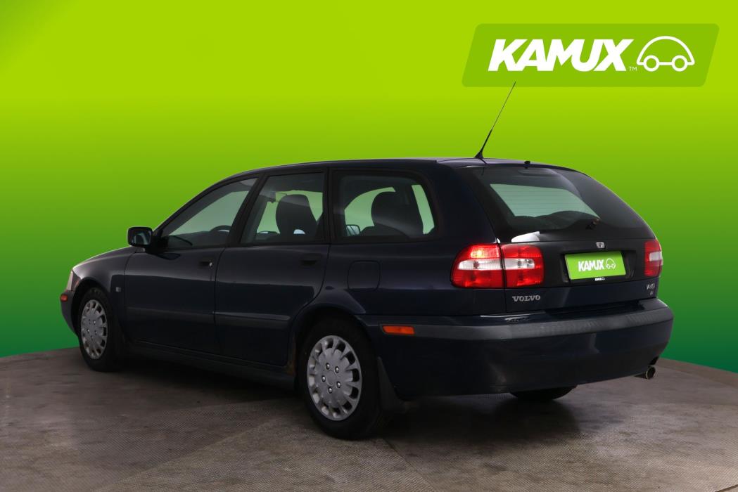 Volvo V40 2002