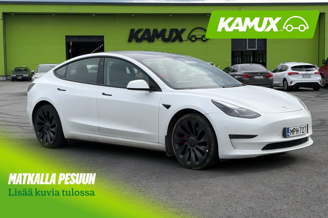Tesla Model 3 2022