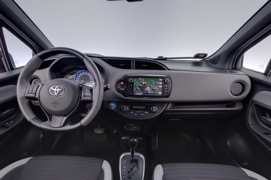Toyota Yaris 2016