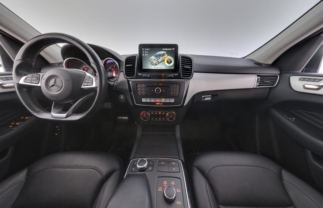 Mercedes-Benz GLE 2016