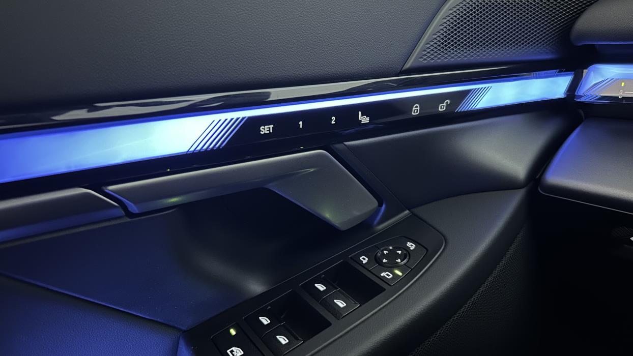 BMW i5 2025