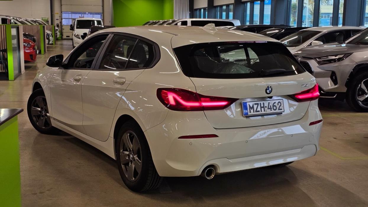BMW 118 2022