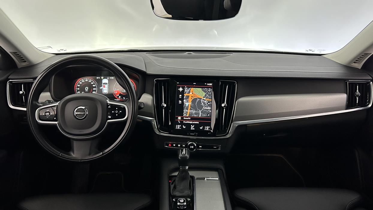 Volvo V90 2020