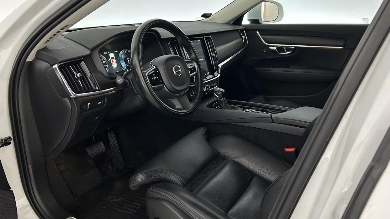 Volvo V90 Cross Country 2018