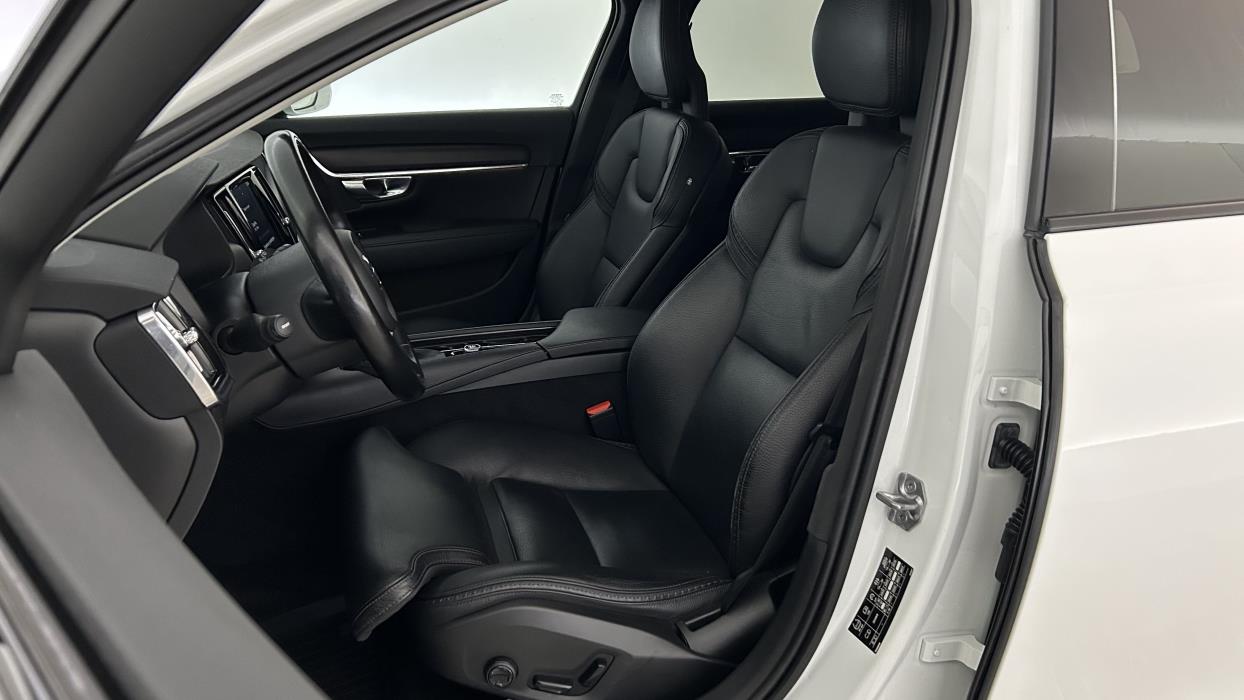 Volvo V90 Cross Country 2018