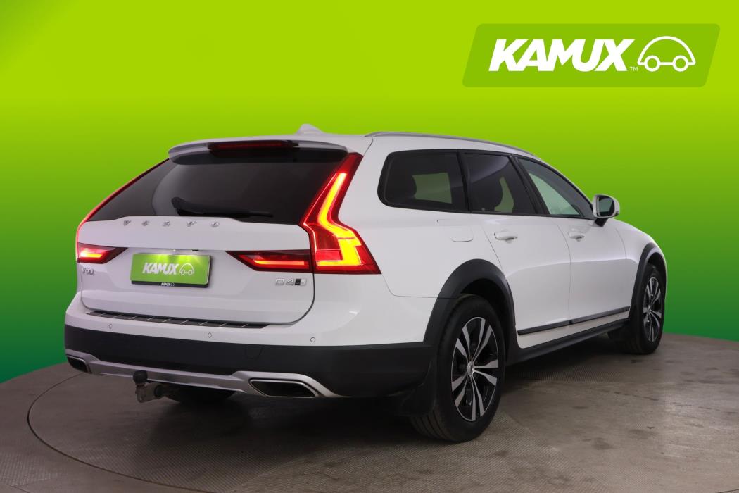Volvo V90 Cross Country 2018