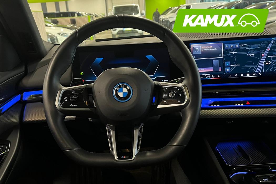 BMW i5 2025