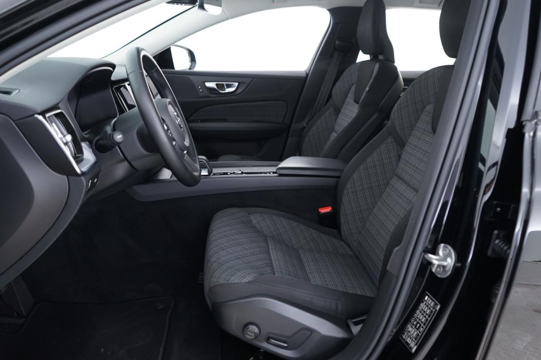 Volvo V60 Cross Country 2022