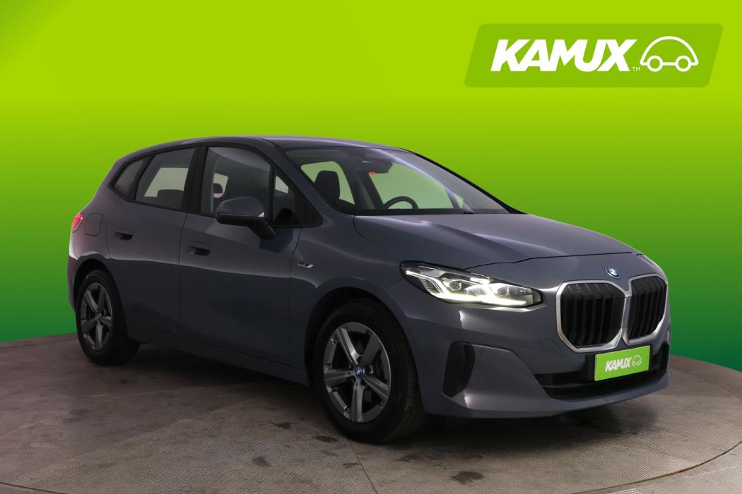 BMW 225 2023