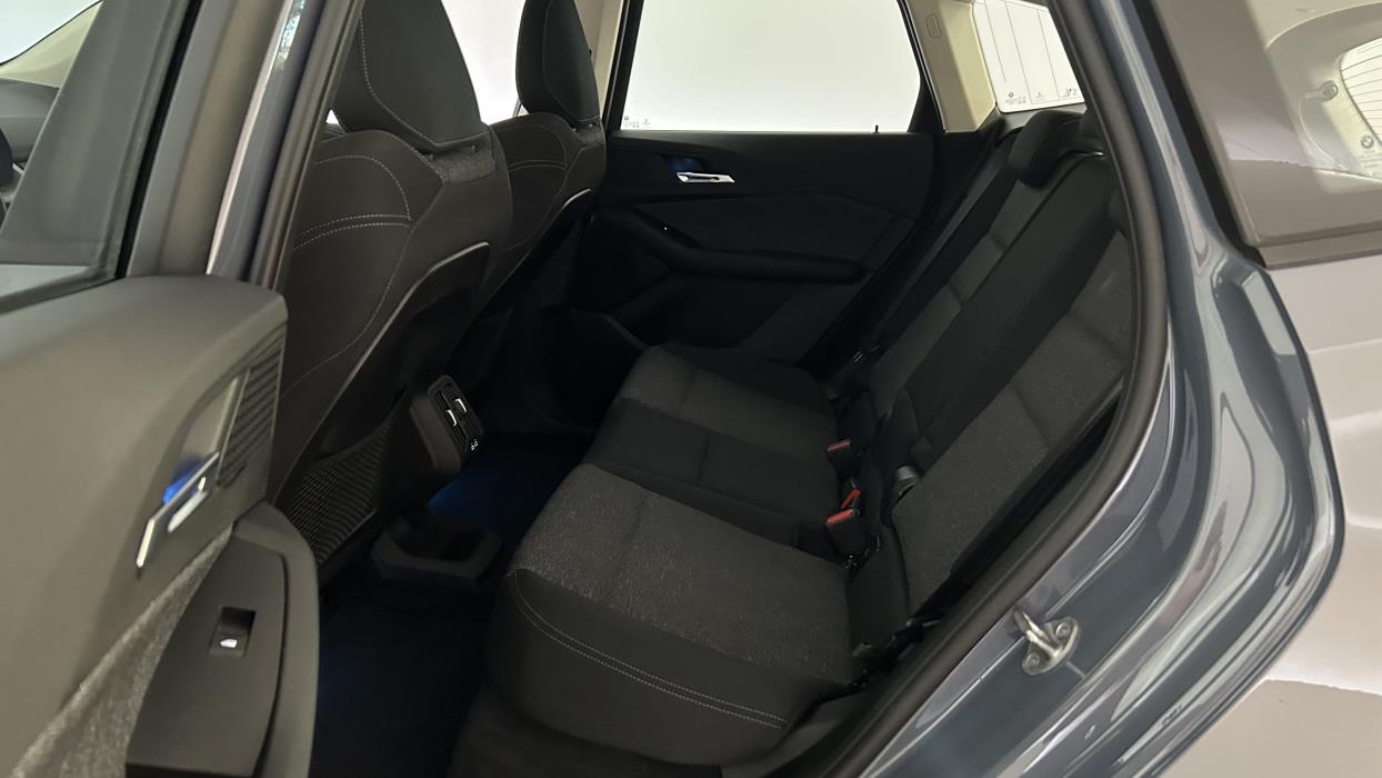 BMW 225 2023