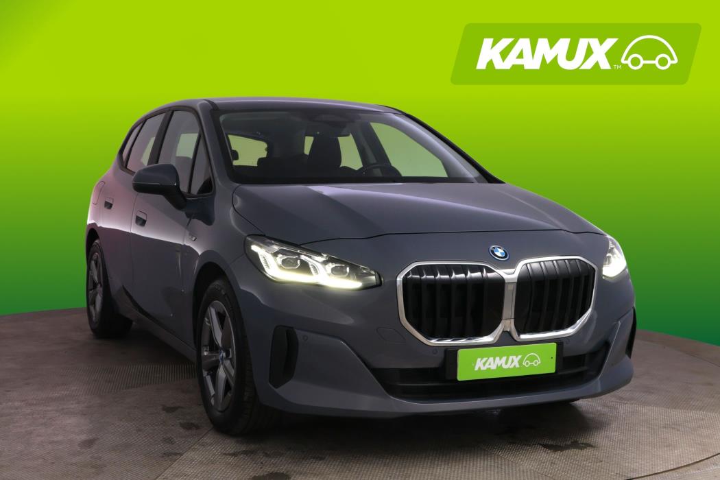 BMW 225 2023