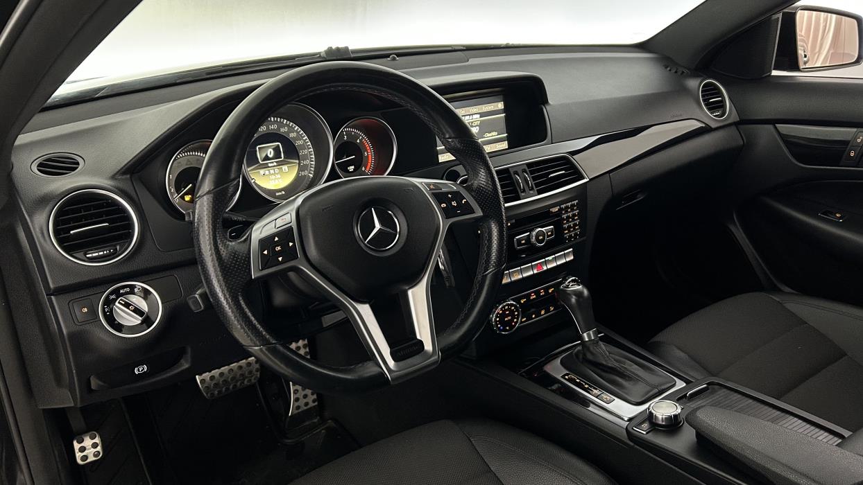 Mercedes-Benz C 2012