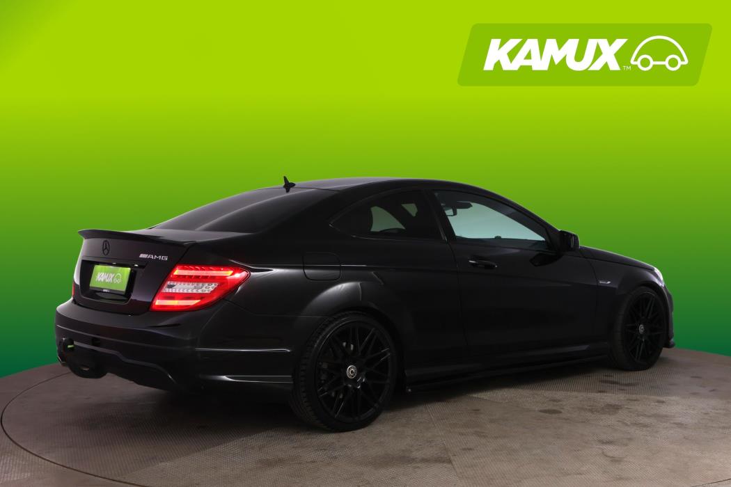 Mercedes-Benz C 2012